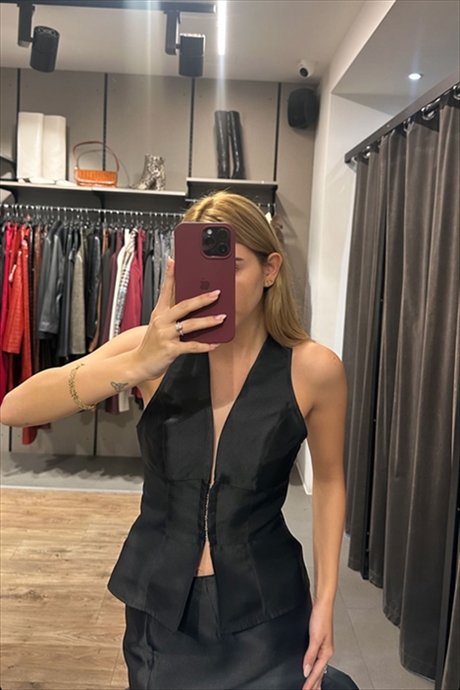 KAREN TAFFETA GILET – GIORGIA PANAYIOTOU