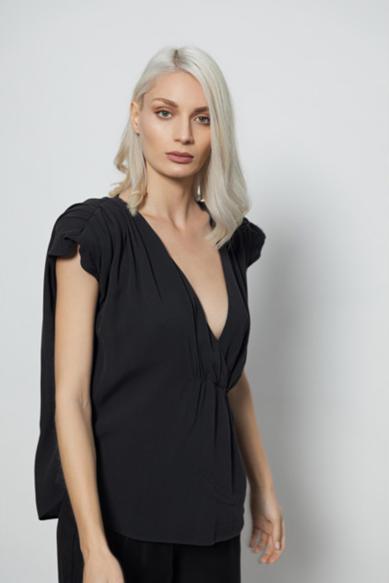 THE CAREFREE TOP – 4TAILORS