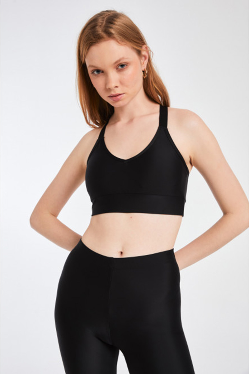 THE ATHLEISURE BUSTIER – 4TAILORS