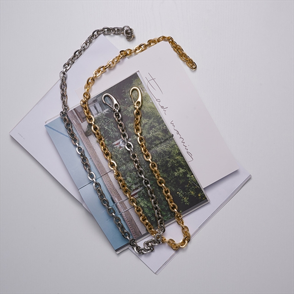 TRULY CHAIN – INDIVIDUAL ART LEATHER – INDIVIDUAL ART LEATHER