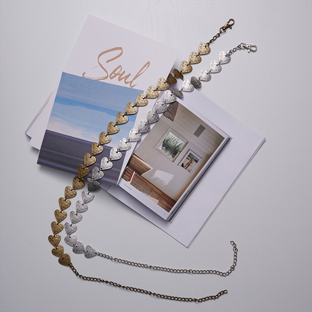 FAITHFULLY CHAIN – INDIVIDUAL ART LEATHER – INDIVIDUAL ART LEATHER