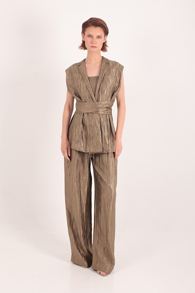DIVOTE SLEEVELESS VEST – CKONTOVA