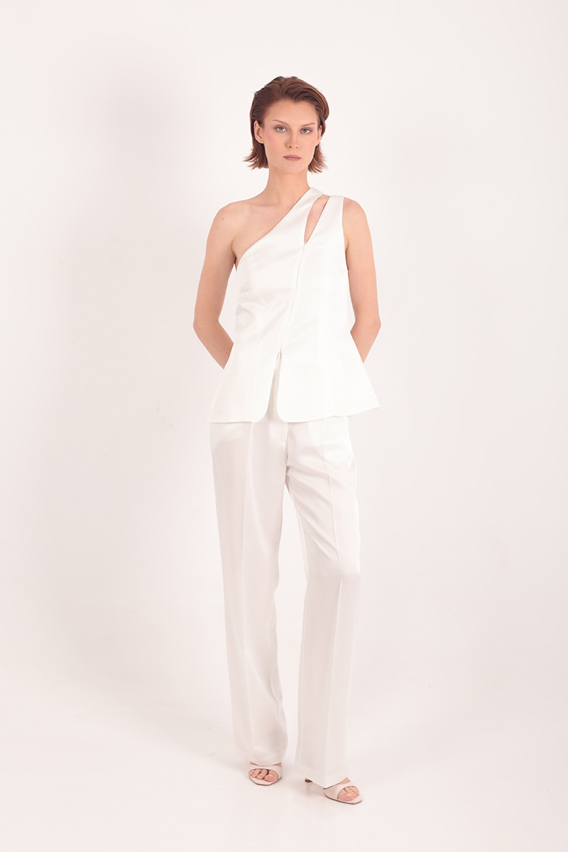 SATIN TAILORED STRAIGHT PANTS – CKONTOVA