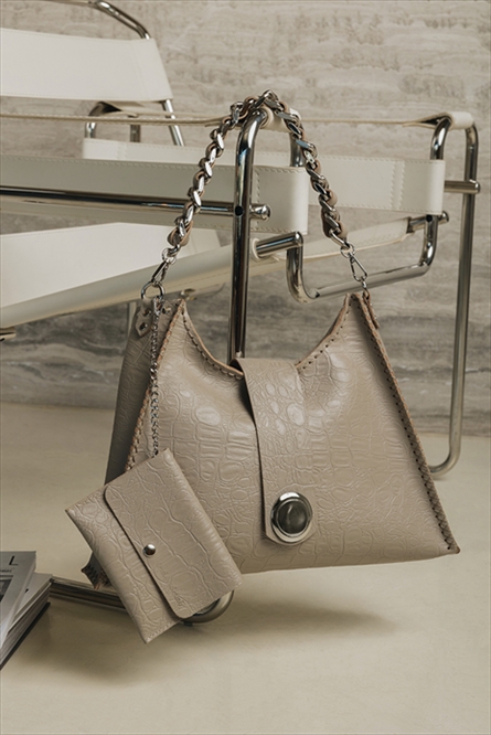 TO THE WILDER SHOULDER BAG – INDIVIDUAL ART LEATHER