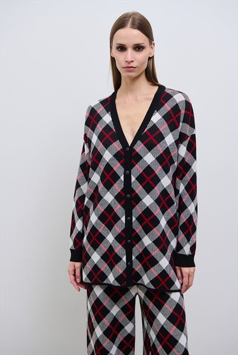 NORA CARDIGAN – COMBOS KNITWEAR